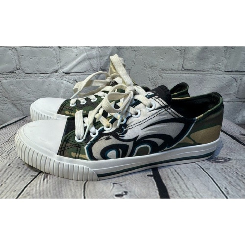 Philadelphia Eagles FOCO Team Sneakers Women's Size 9 Camo Camouflage EUC